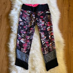 💖RBX PINK BLACK CROPPED LEGGINGS